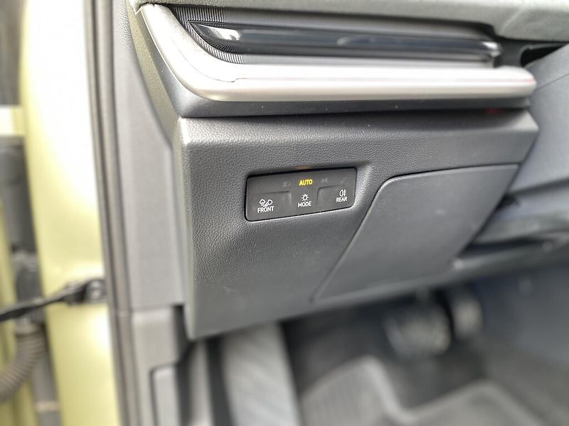 Škoda Superb 2,0 TDI 110 kW Selection DSG - fotka 13 z 30