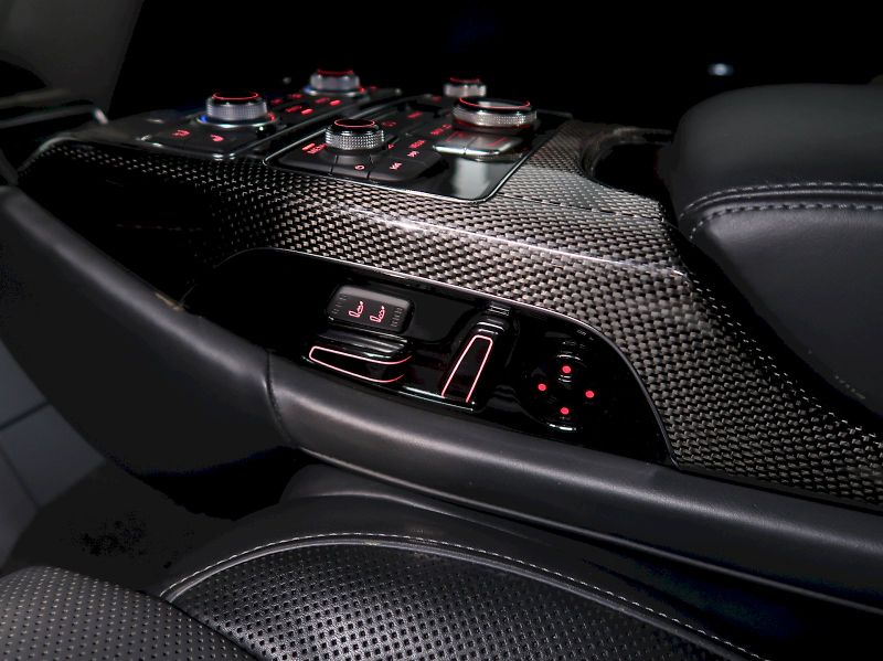 Audi S8 (2013) 4.0TFSI 382KW QUATTRO EXCLUSIV - fotka 24 z 52