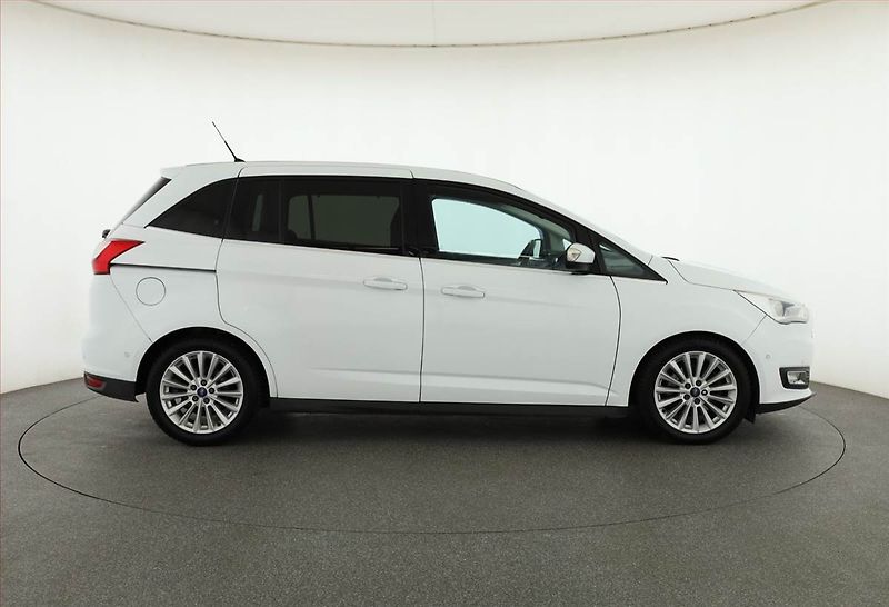 Ford Grand C-MAX (2017) 2.0 TDCi, 7 míst, Navi - fotka 6 z 20