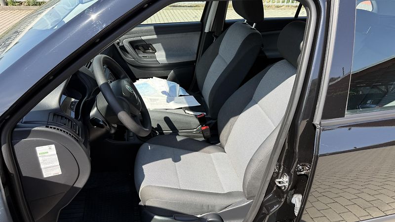 Škoda Fabia 1.4 16V*63kW*103TKM*SERVIS*1M* - fotka 14 z 26