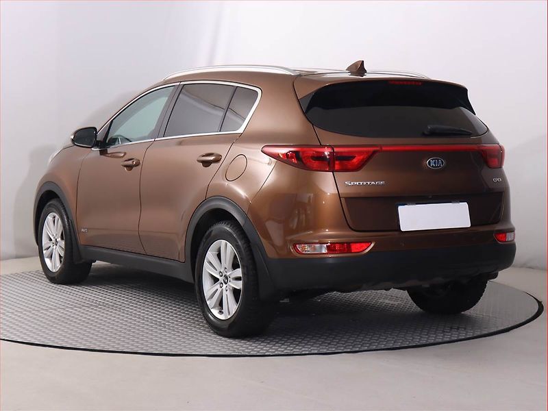 Kia Sportage (2016) 2.0 CRDi, 4X4, Automat - fotka 4 z 20