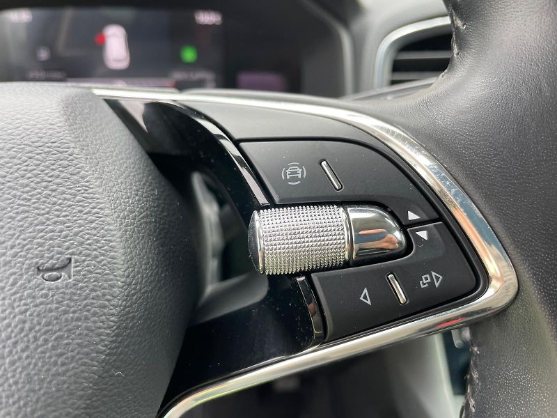 Škoda Karoq 1,5TSi DSG - fotka 26 z 44