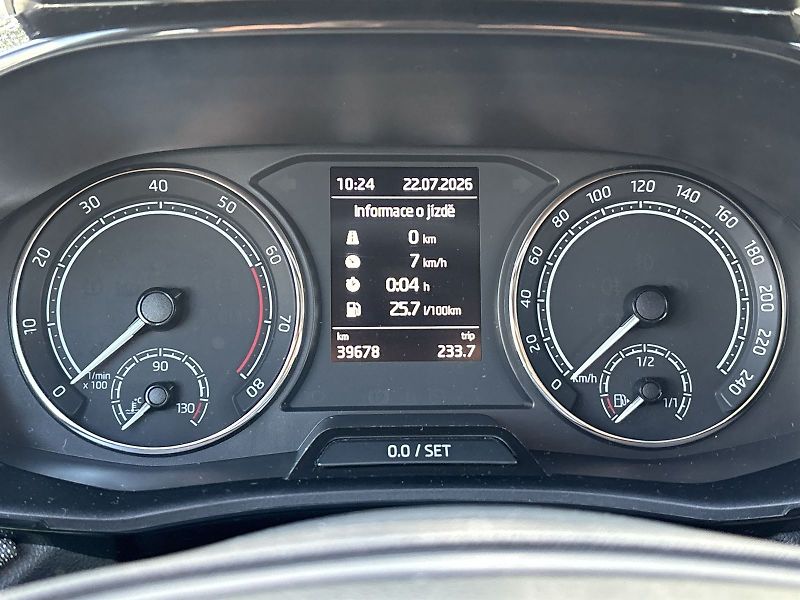 Škoda Fabia (2021) 1.0 MPI Ambition - fotka 6 z 25