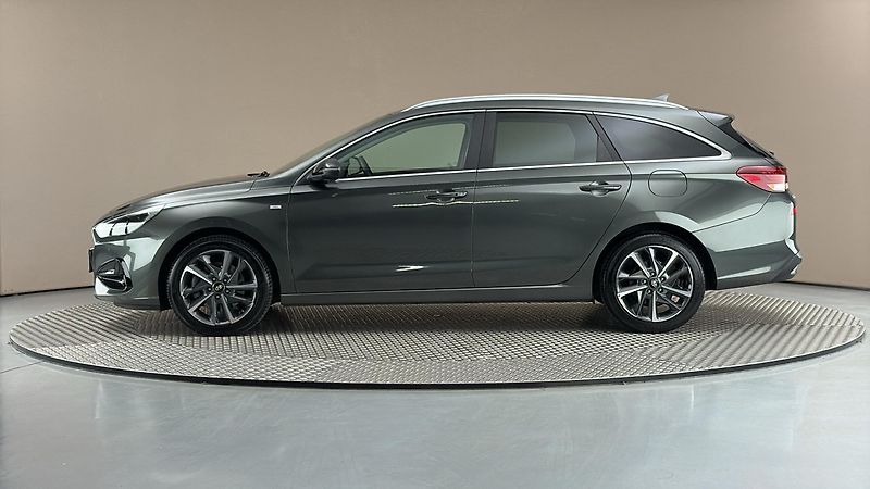 Hyundai i30 1.5 T-GDI AUT Style Kombi - fotka 4 z 29