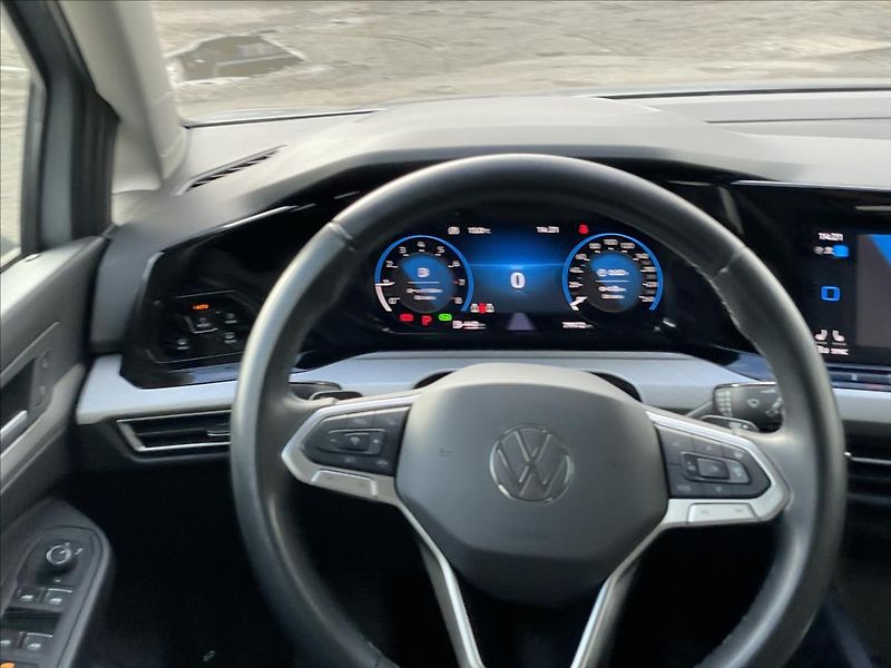 Volkswagen Golf 1,5 eTSI DSG Life ACC  Variant - fotka 8 z 23