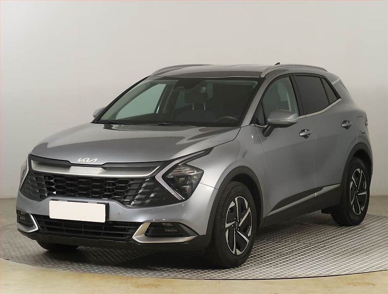 Kia Sportage (2022) 1.6 T-GDI - fotka 2 z 19