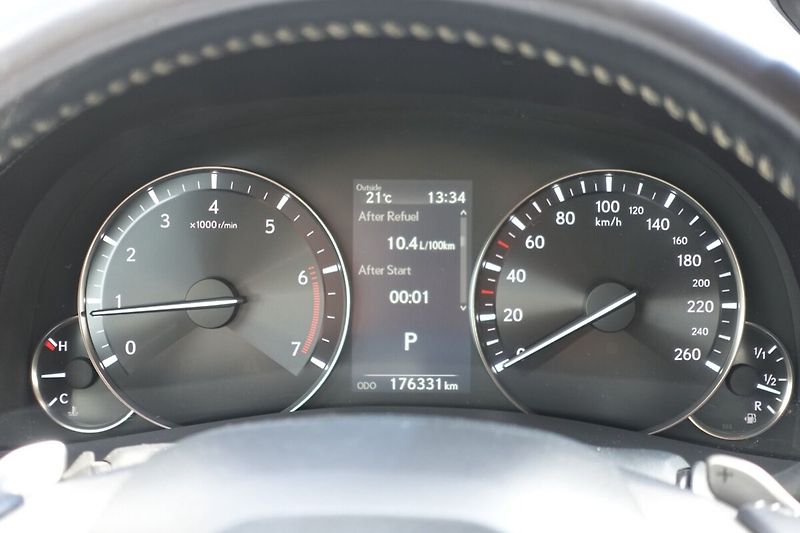 Lexus GS F 2,0T 180kW A/T Executive - fotka 31 z 40
