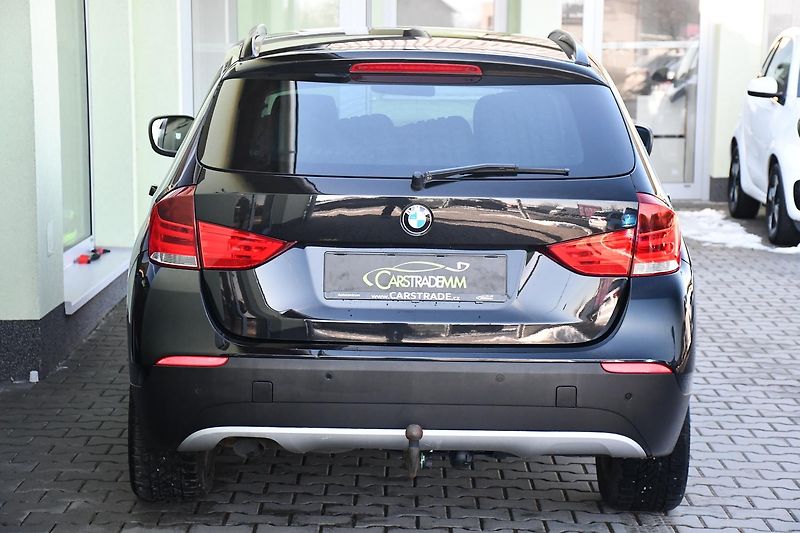 BMW X1 xDrive18d 2xKOLA - fotka 14 z 37