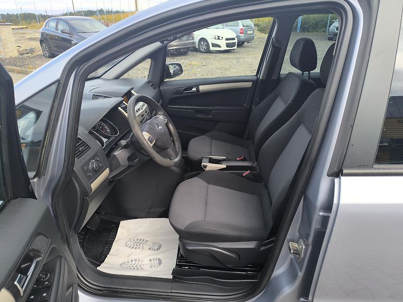 Opel Zafira (2008) 1.8  7MÍST,DOLOŽENÉ KM,SERVIS - fotka 10 z 36