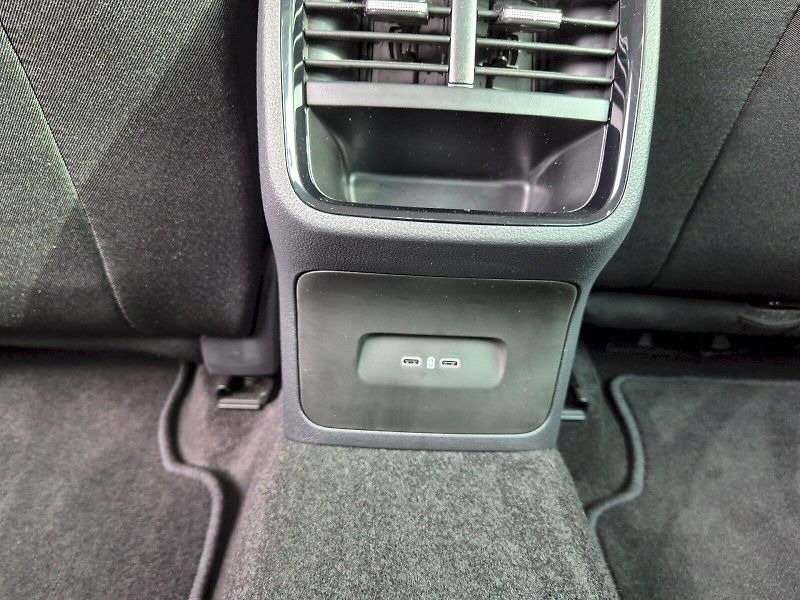 Škoda Octavia (2025) Selection 1.5TSi 110kW 6°manuá - fotka 23 z 30