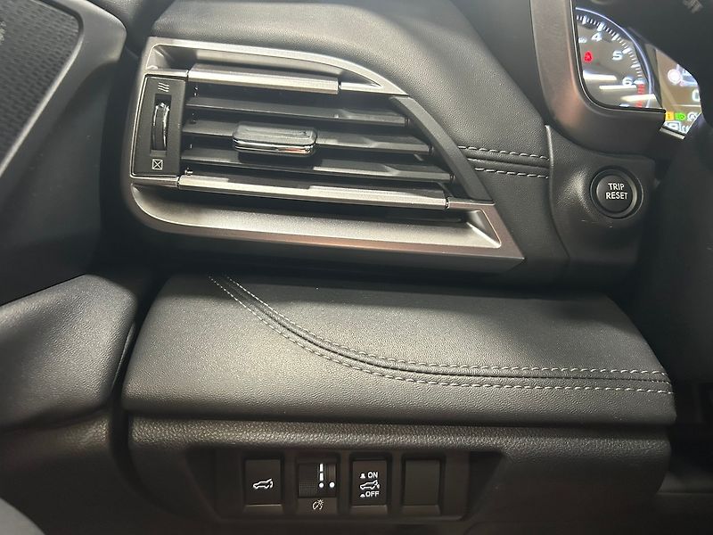 Subaru Outback (2022) 2.5 Comfort + kůže | Záruka - fotka 44 z 65