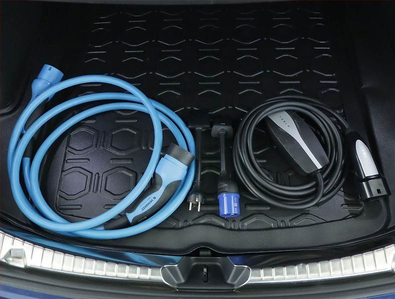 Tesla Model 3 (2019) Long Range RWD 78kWh, SoH 81% - fotka 22 z 22
