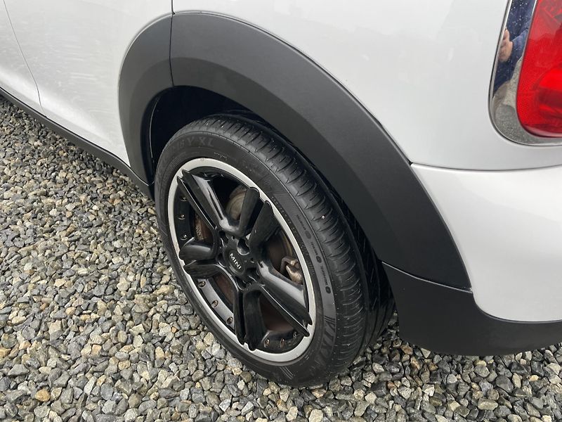 Mini Countryman 2.0SD 110PS COOPER D AUTOMAT!! - fotka 36 z 189