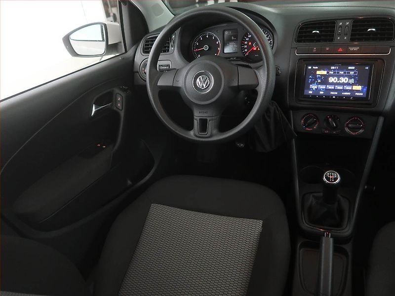 Volkswagen Polo (2010) 1.2 12V, Serv.kniha - fotka 7 z 16