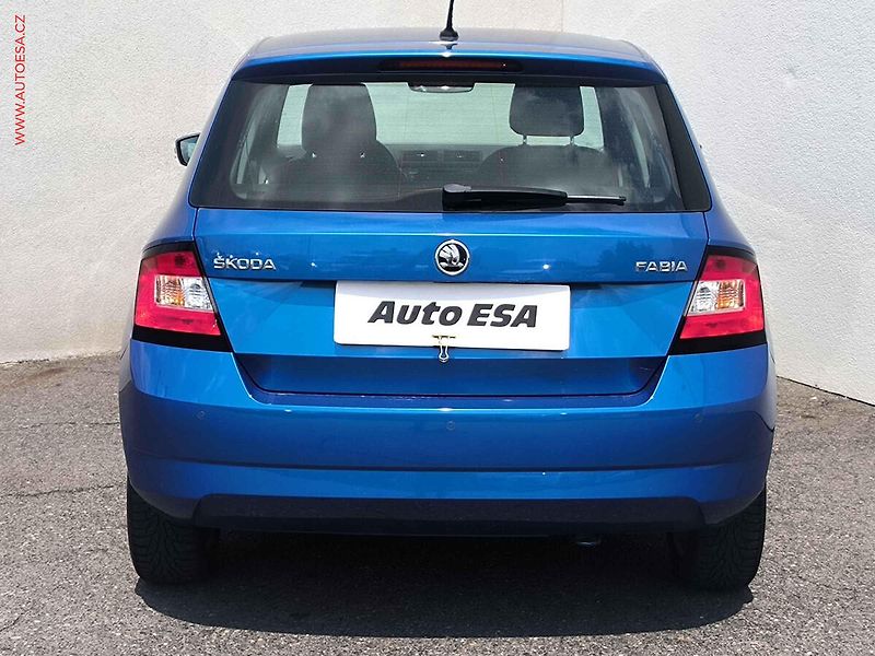 Škoda Fabia (2016) 1.2 TSI, 2.maj,ČR, AC - fotka 5 z 19