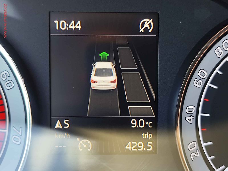 Škoda Superb (2016) 2.0TSi 4x4, ČR, DSG, bixen - fotka 20 z 37