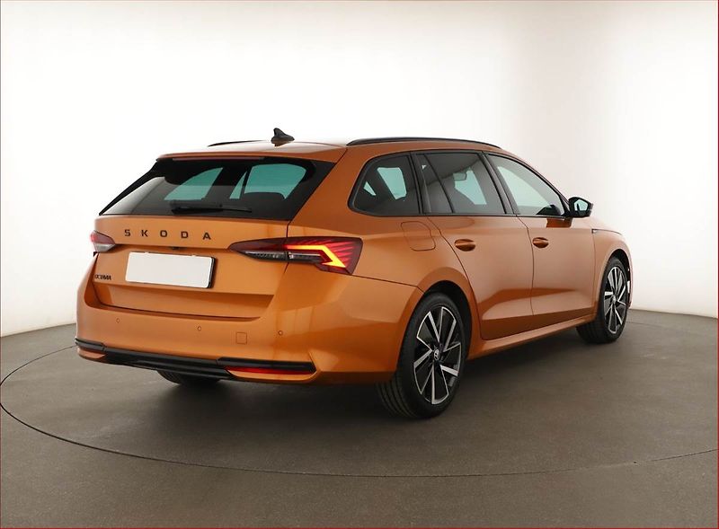 Škoda Octavia (2025) 2.0 TDI, Sportline - fotka 5 z 20