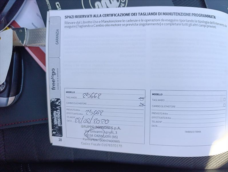 Alfa Romeo Giulia 2,2 JTD Automat Navi ,Tempomat - fotka 33 z 33