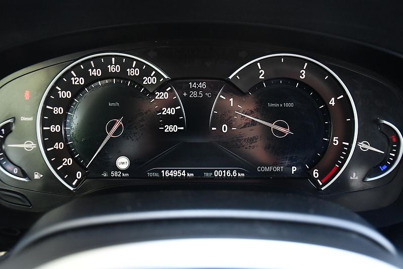 BMW Řada 5 530D M-SPORT 2xKOLA  - fotka 32 z 53