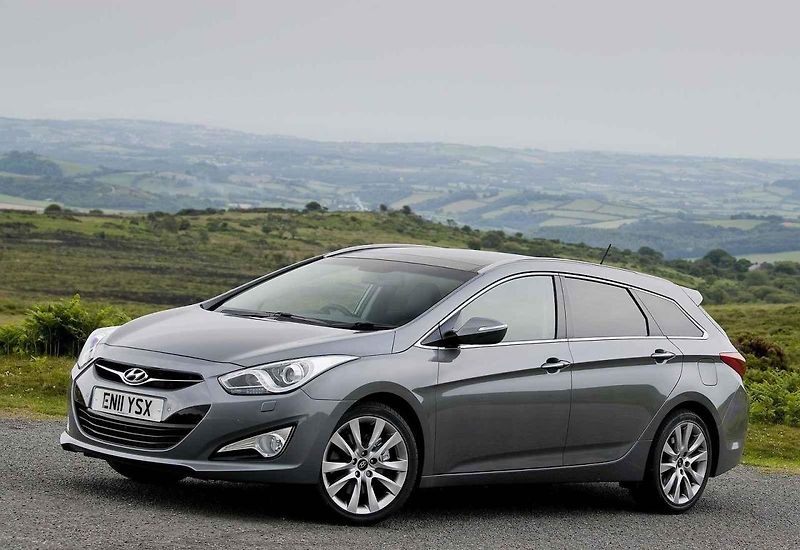 Tentokrát jsem otestoval dvanáctiletý kombík Honda Accord