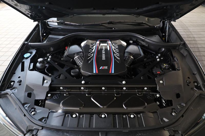 BMW X6 M Competition - fotka 9 z 19