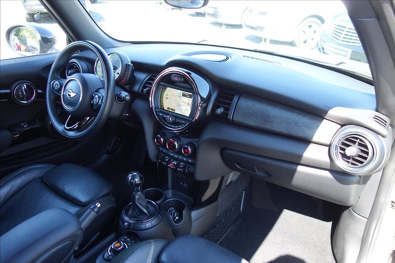 Mini Cooper 1,5 i 100KW, LED, 54TIS.KM. - fotka 13 z 38