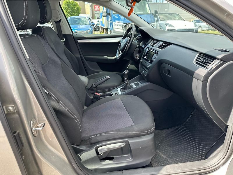 Škoda Octavia 1.4TSI G-TEC STYLE - fotka 14 z 22