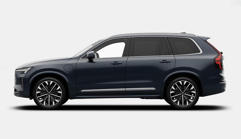 Volvo XC90 (2026) T8 AWD PLUS BRIGHT - fotka 2 z 15