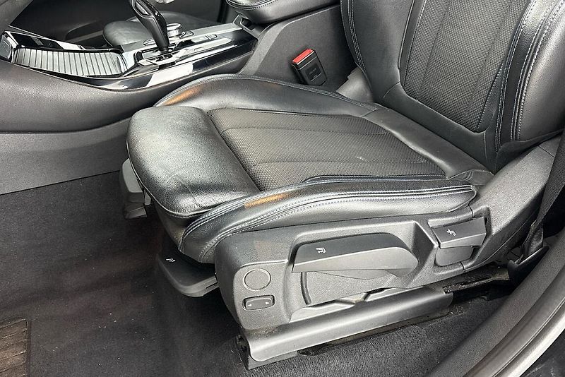 BMW X3 2.0i - fotka 14 z 26