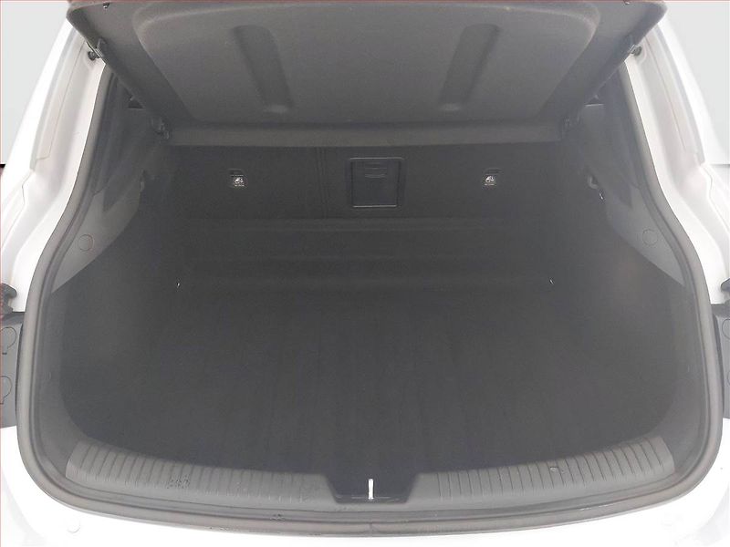 Hyundai i30 (2019) 1.4 T-GDI, Serv.kniha, Navi - fotka 14 z 19
