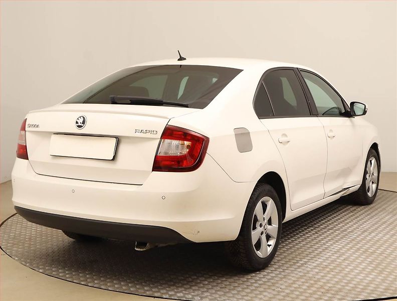 Škoda Rapid (2018) 1.4 TSI, Automat, Tempomat - fotka 5 z 18