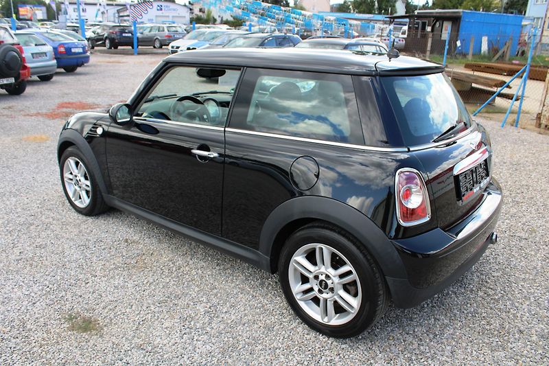 Mini Cooper (2013) 1,6D REZERVACE - fotka 5 z 15