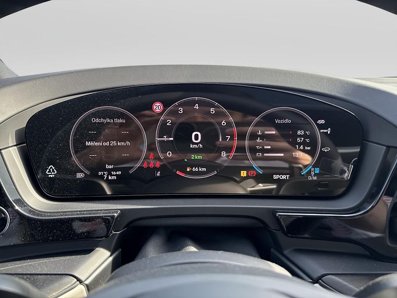Porsche Cayenne E-Hybrid Coupé Black Edition - fotka 19 z 28