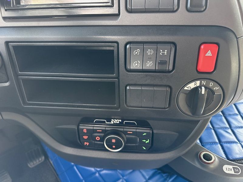 DAF XF530 EURO 6 - fotka 20 z 20