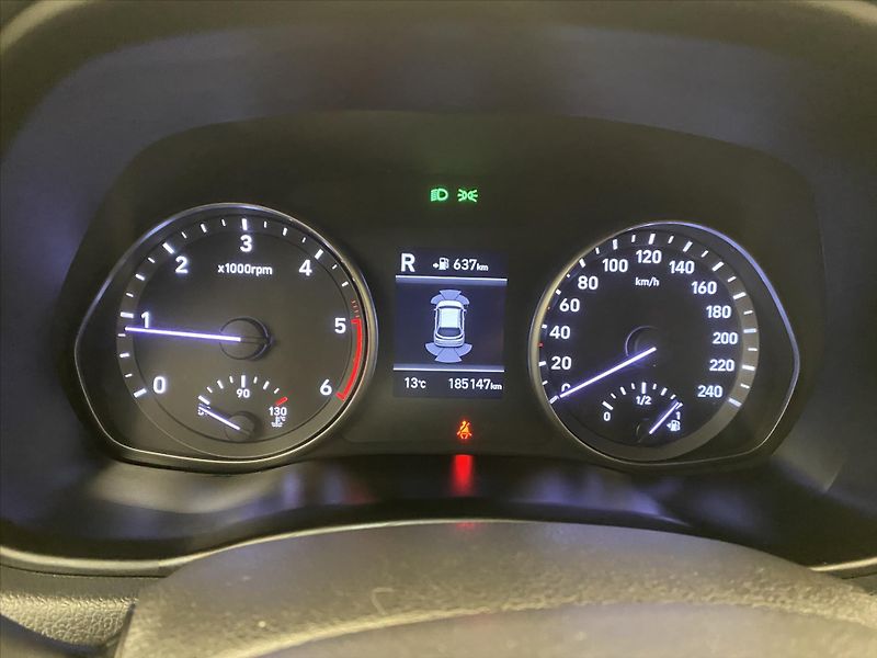 Hyundai i30 1,6 CRDi 81 kW Navi - fotka 11 z 24