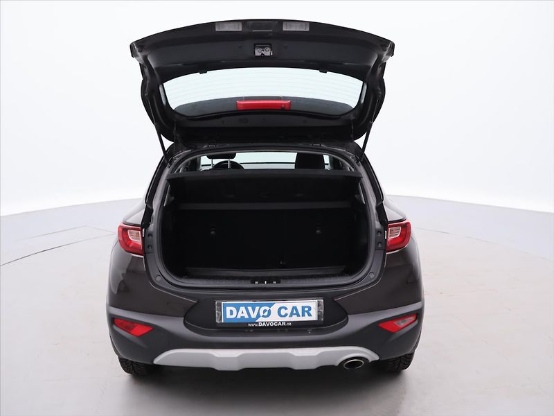 Kia Stonic 1,3 CVVT 61kW CZ Comfort - fotka 9 z 33
