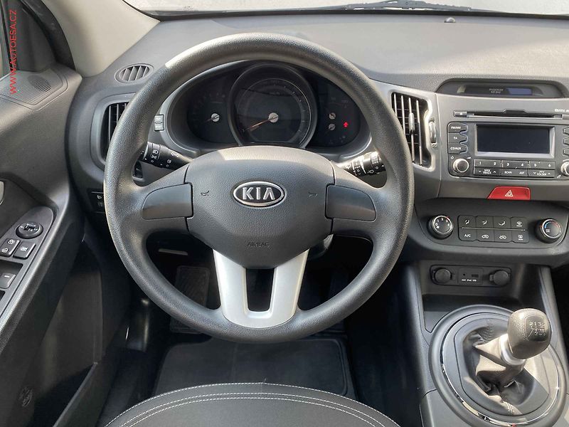 Kia Sportage (2011) 1.6GDI, 1.maj,ČR, Klima - fotka 11 z 15