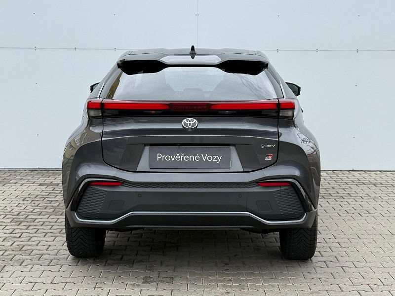 Toyota C-HR 2,0 HEV e-CVT GR Sport - fotka 9 z 30