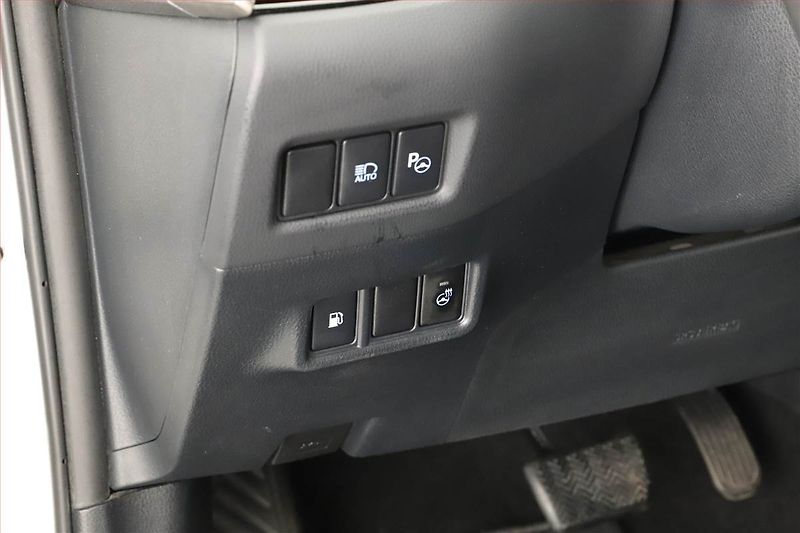 Toyota C-HR (2019) Comfort 1.8 Hybrid - fotka 11 z 18