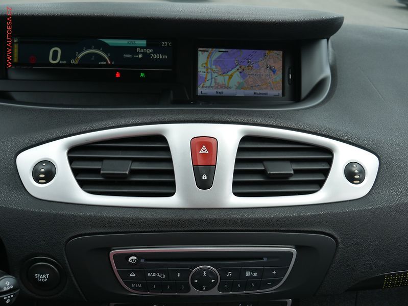 Renault Scénic (2010) 1.5 dCi 7míst, Navi, tempo - fotka 12 z 20