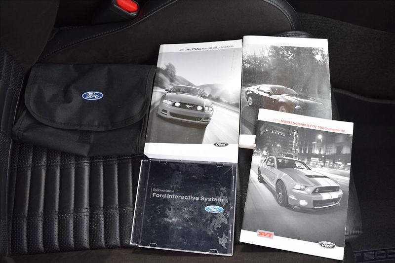 Ford Mustang 5,8 SHELBY GT500 485KW EU VERZ - fotka 43 z 43
