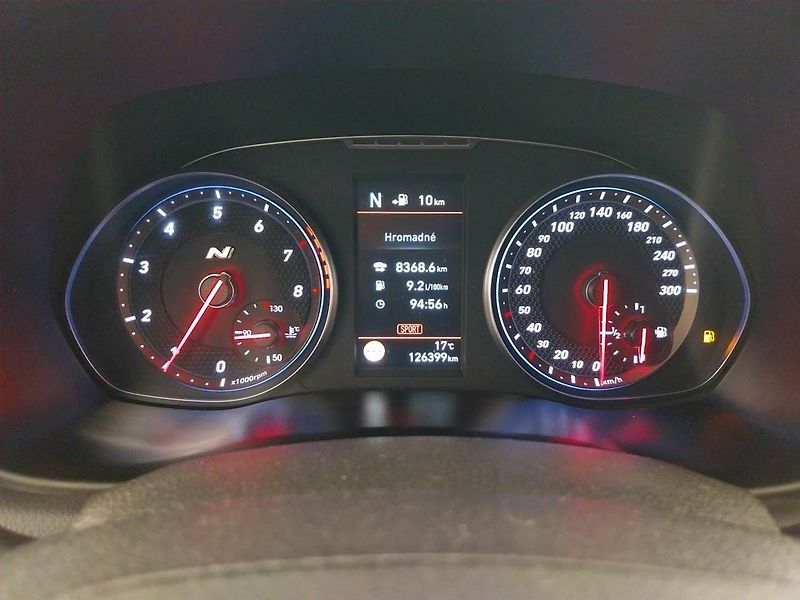 Hyundai i30 (2019) N-Line N Performance - fotka 11 z 20