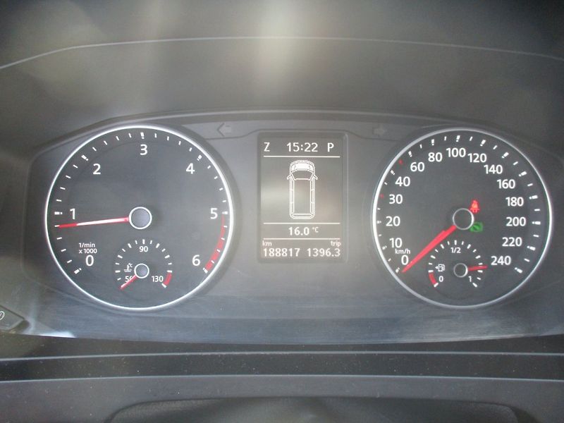 Volkswagen Caravelle T6 2.0 TDI 110kw  9 míst,Navi, - fotka 15 z 31