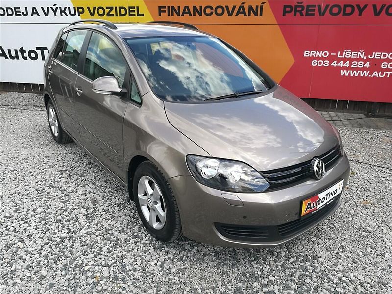 Volkswagen Golf Plus 1,6 i DSG 75 kW - fotka 2 z 20