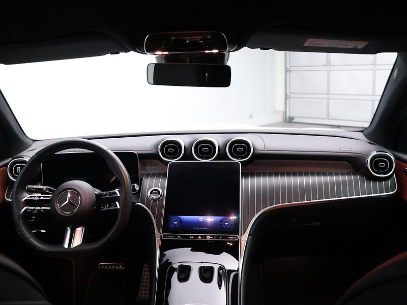 Mercedes-Benz GLC 2,0 150 kW 4Matic CZ DPH - fotka 22 z 29