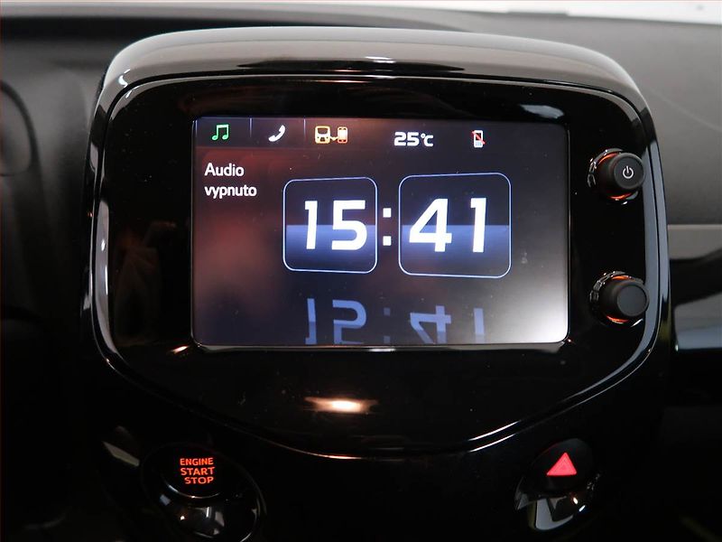 Toyota Aygo (2017) x-cite 1.0 VVT-i, ČR,1.maj - fotka 12 z 13