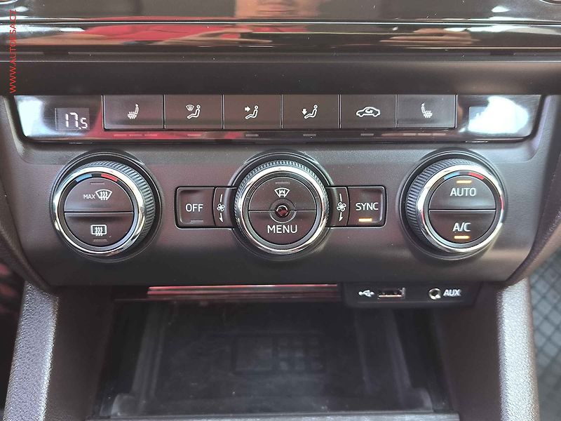 Škoda Octavia (2015) 2.0 TDi 4x4, ČR, DSG, TZ - fotka 15 z 23