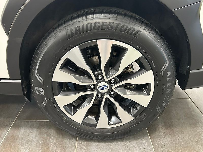 Subaru Outback (2023) 2.5 TOURING 2023 | Záruka - fotka 12 z 53