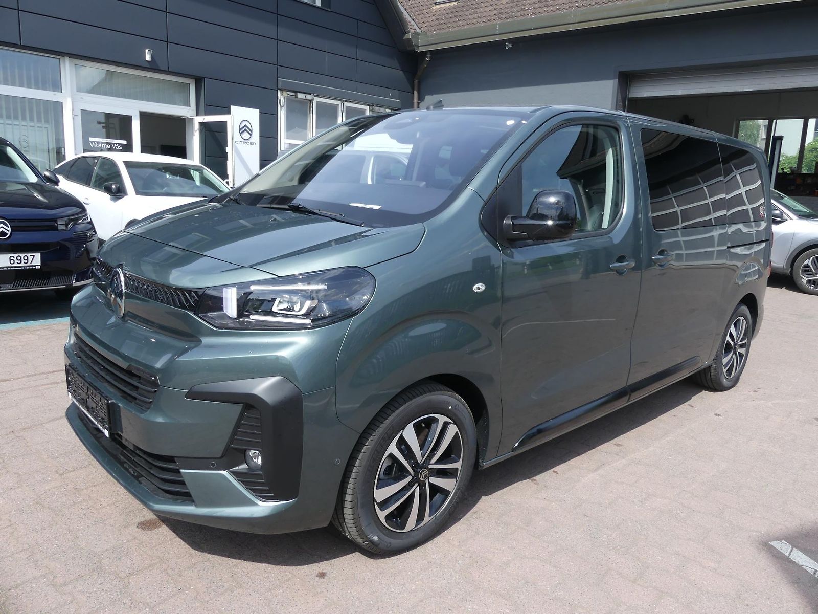 Citroën SpaceTourer SHINE L2 2.2 BlueHDi 180 EAT8