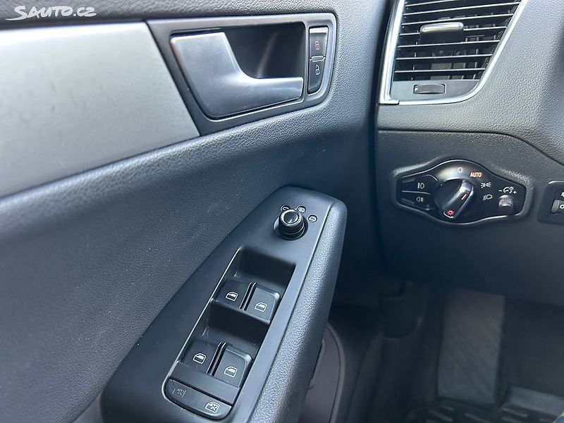 Audi Q5 (2009) 3.0 TDi 176 KW - fotka 21 z 25